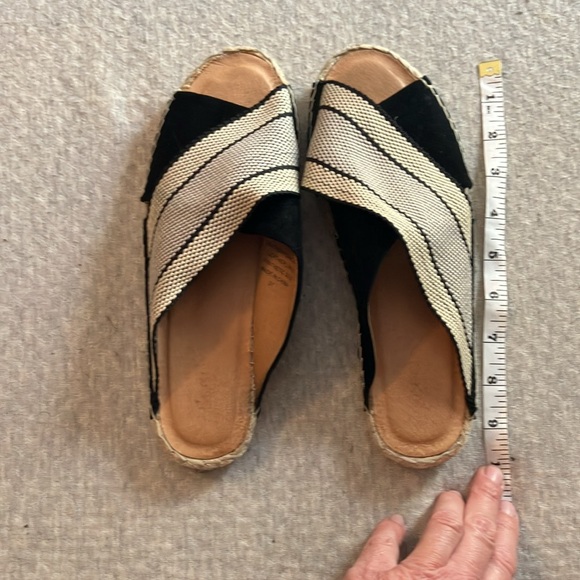 Hippie style shoes & in excellent condition. - Picture 6 of 7